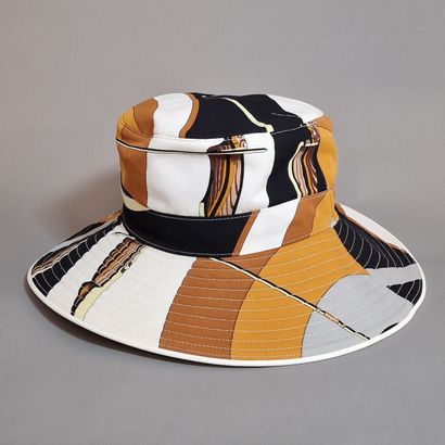 HERMES PARIS MADE IN FRANCE - BOB in multicolored...