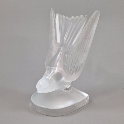 LALIQUE FRANCE - BIRD WITH HEAD DOWN in partially...