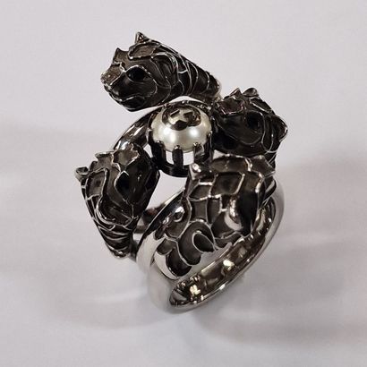 GUCCI - IMPORTANTE BAGUE A ANNEAUX MULTIPLES...