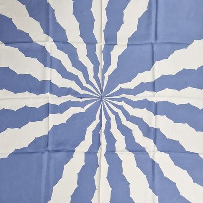 ALAIA - CARRE in blue and white printed silk....