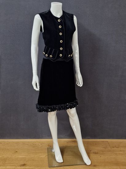 Yves SAINT LAURENT RIVE GAUCHE, Emporio ARMANI...