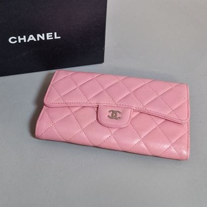 CHANEL ANNEE 2012 - Pink quilted lambskin...