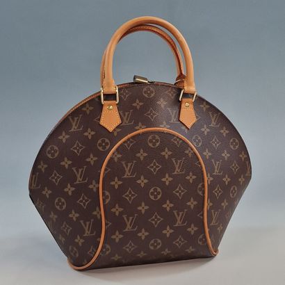 Louis VUITTON ANNEE 2002 - 