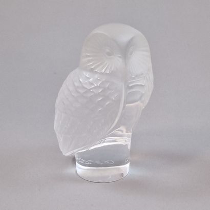 LALIQUE FRANCE - HIBOU PAPER PRESSE in partially...