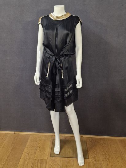 BALENCIAGA - COLLECTION PRET-A-PORTER PRINTEMPS/ETE...