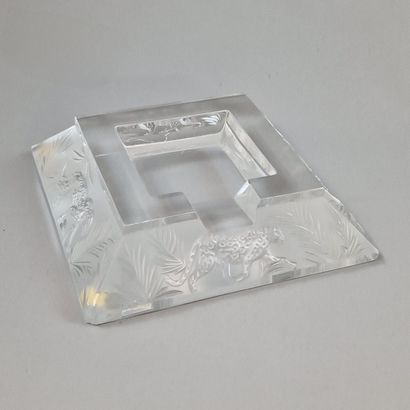 LALIQUE FRANCE - CENDRIER POUR CIGARE MODELE...