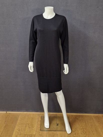 ALAIA - Black knit dress.
T.L.

Expert |...