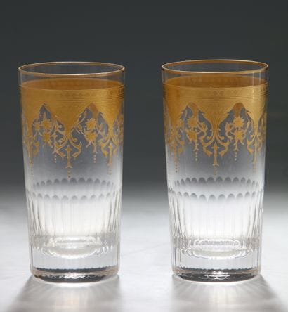 BACCARAT - MODELE PRESTIGE - 11 GOBELETS...