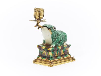 CHINE, Epoque Kangxi (1661-1722)
Bougeoir...