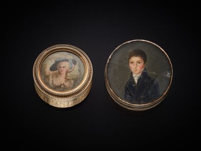 Lot de deux boîtes rondes, l’une en cristal...