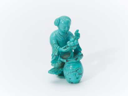 CHINE, XXe Siècle
Sujet en turquoise représentant...