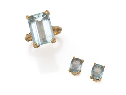 CHAUMET - RING in 750 thousandths chased...