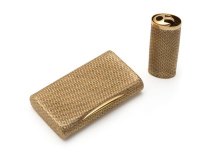 2-tone set in 750 thousandths gold with wickerwork...