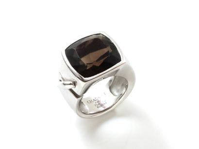 CHAUMET ''LIENS
Chevalière ring in 750 thousandths...
