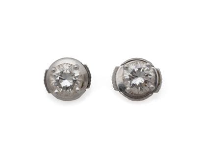 PAIR OF EARRINGSin white gold 750 thousandths,...