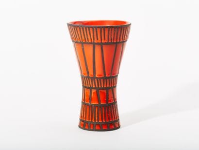 Roger CAPRON (1922-2006)
VASE diabolo 1953-1965
Céramique...