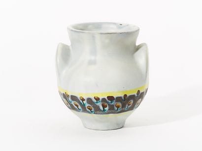 Roger CAPRON (1922-2006)
VASE oreilles 1953-1965
Céramique...