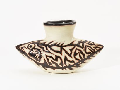 Jean LURCAT (1892-1966) 
FISH VASE 
Glazed...
