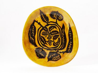 Jean LURCAT (1892-1966)
FACE FLAT
Glazed...