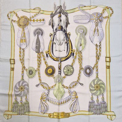 HERMES Paris made in France - CARRE in printed...