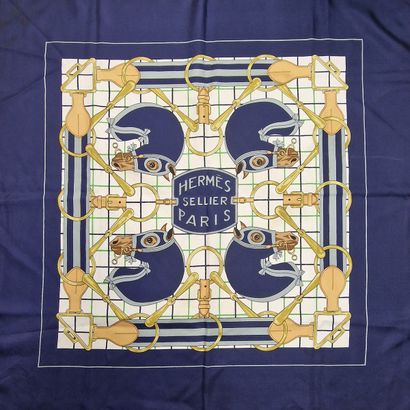 HERMES Paris made in France - CARRE en twill...