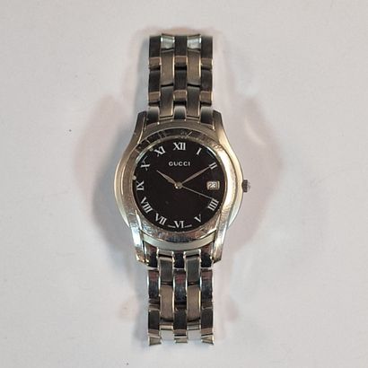 GUCCI - MONTRE en acier, cadran noir 36mm,...