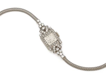 GUBELIN - MONTRE BRACELET DE DAME en or gris...