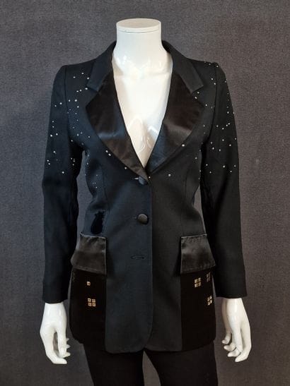 MOSCHINO Cheap Chic - 