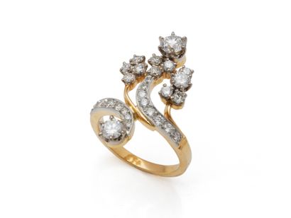 DUCHESSE RING in gold 750 and platinum 850...
