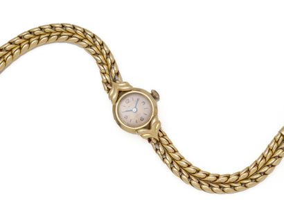 CHAUMET - MONTRE BRACELET DE DAME en or 750...