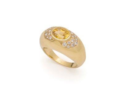 750 thousandths gold band ring, set with...