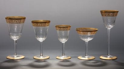 SAINT LOUIS MODELE THISTLE (Created in 1913)...