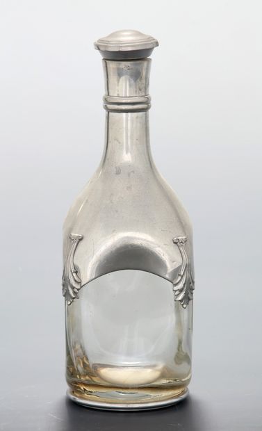 LES ETAINS DU MANOIR - CARAFE A ALCOOL en...