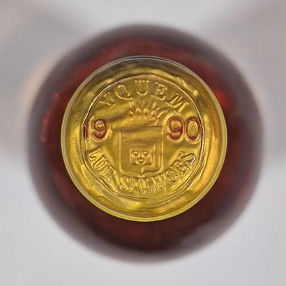 CHATEAU D'YQUEM - SAUTERNES - 1990 1er Cru...