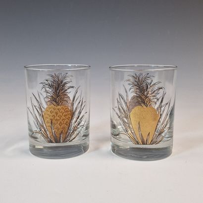 SUITE DE 12 VERRES A PINA COLADA en verre...