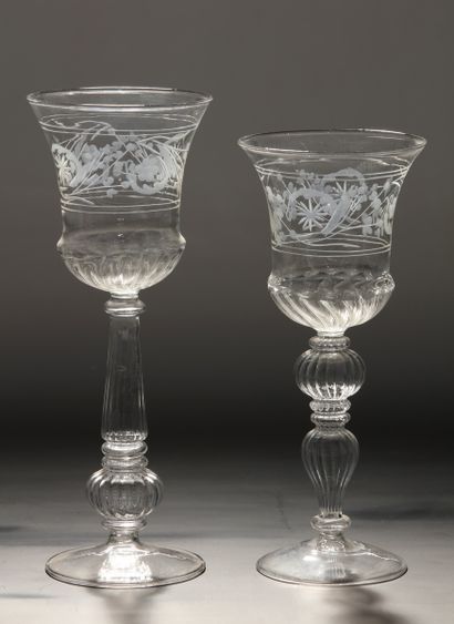 MURANO (?) - SUITE DE 10 VERRES A EAU (H....