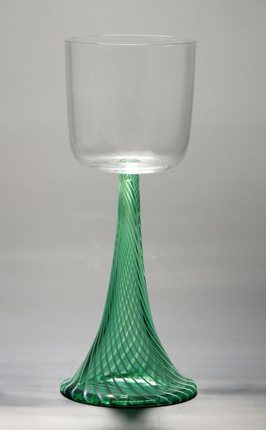 SAINT-LOUIS - MODELE MOZART - VASE EN FORME...