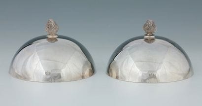 HEPP - SUITE DE 12 PETITES CLOCHES A ASSIETTE...