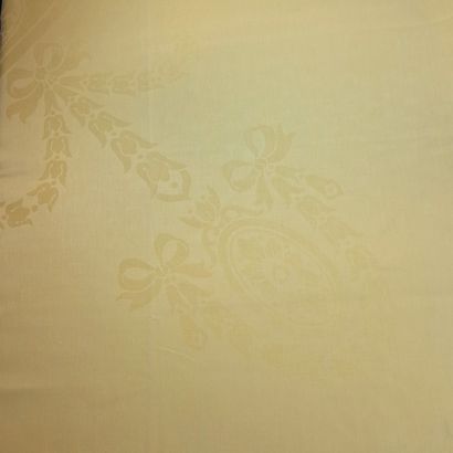 NAPPE RECTANGULAIRE en coton jaune damassé...