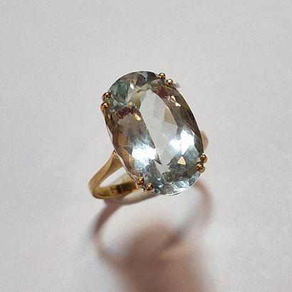 COCKTAIL RING Circa 1960 in yellow gold 750...
