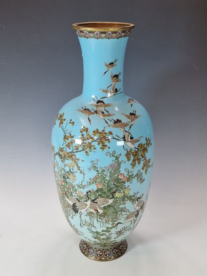 GRAND VASE BALUSTRE - Japon, Période Meiji...