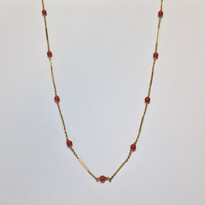 COLLAR Circa 1960 in yellow gold and coral...