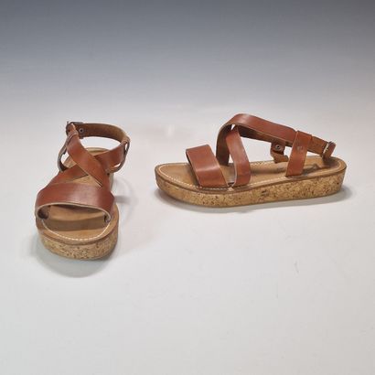 K JACQUES SAINT TROPEZ - PAIRE DE SANDALES...