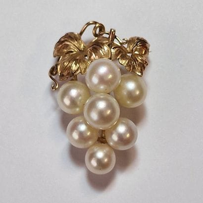 BROCHE GRAPPE DE RAISIN Circa 1950-60 en...