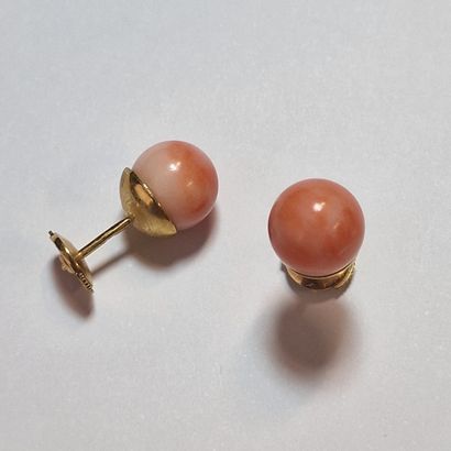 PAIR OF MODERN EARRINGS in yellow gold 750...