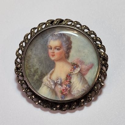 BROCHE MEDAILLON du Début du XXème Siècle...