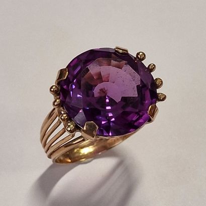 COCKTAIL RING Circa 1950-60 in low-titanium...