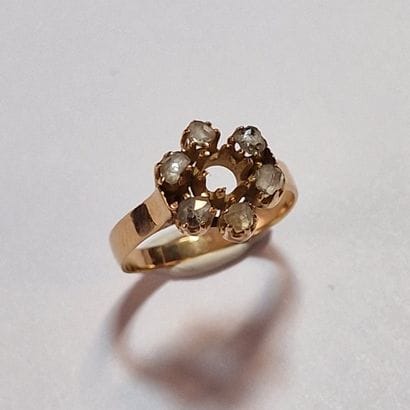 BAGUE MARGUERITE de la Première Moitié du...