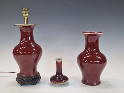 CHINE XXème Siècle - VASE BALUSTRE, VASE...