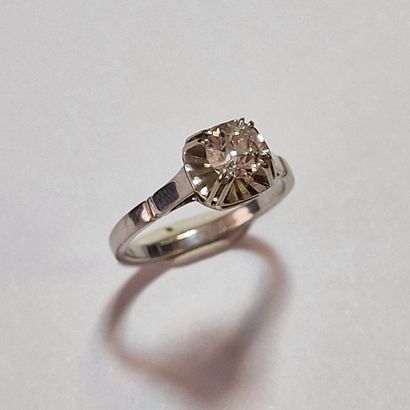 BAGUE SOLITAIRE du Milieu du XXème Siècle...